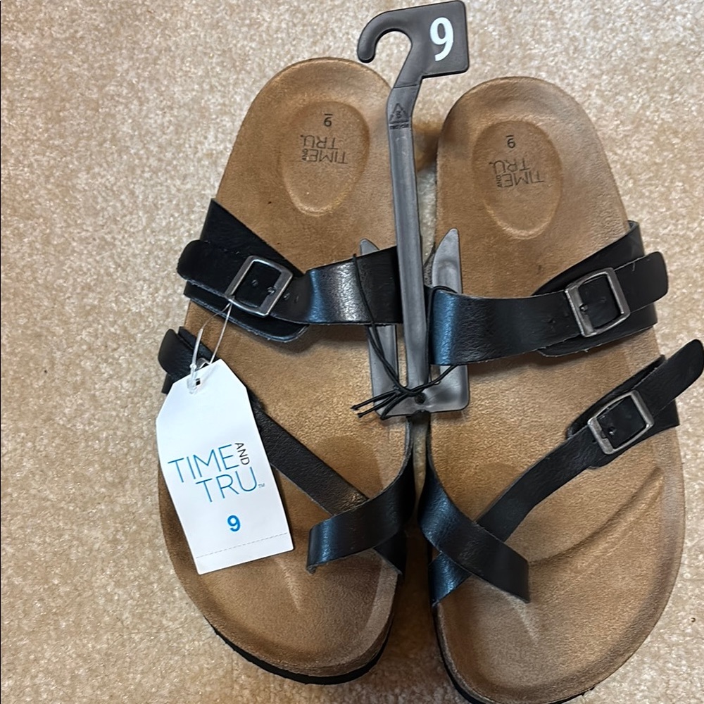 Time and Tru Black Sandals